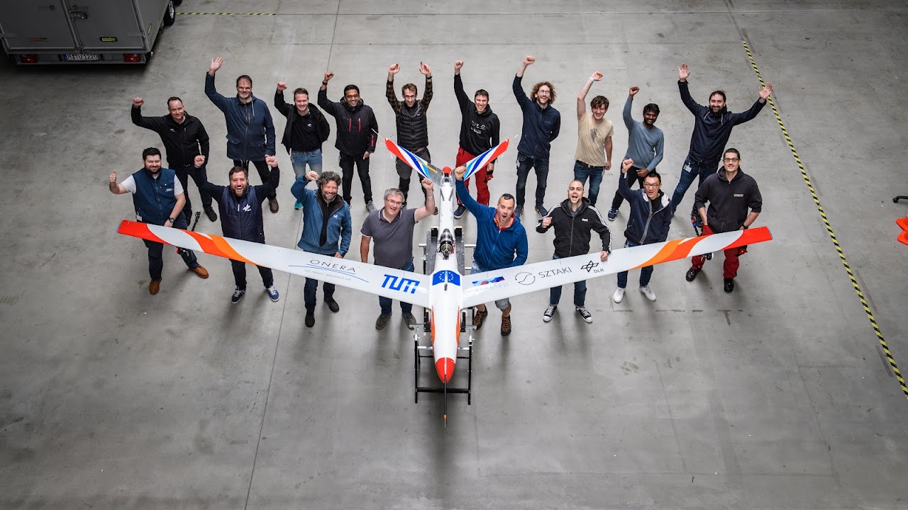 The FLIPASED team around the T-FLEX demonstrator